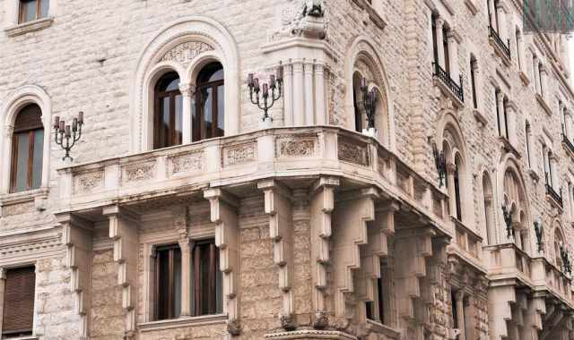 Il Palazzo dell'Acquedotto Pugliese: una miniera artistica riscoperta